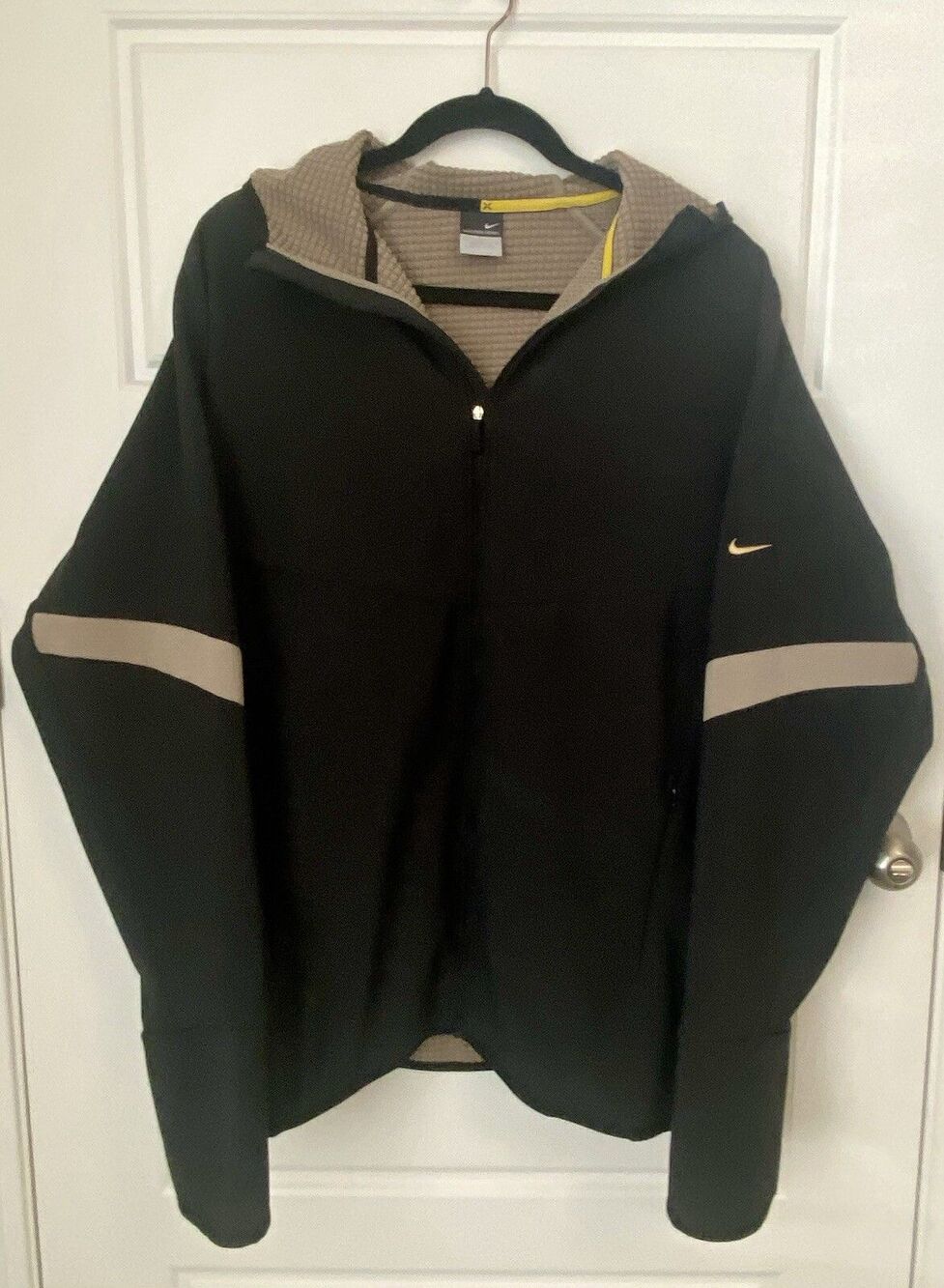 VTG Nike Sphere Thermal Hooded Full-Zip Jacket, Black & Khaki, Size Large. HTF.